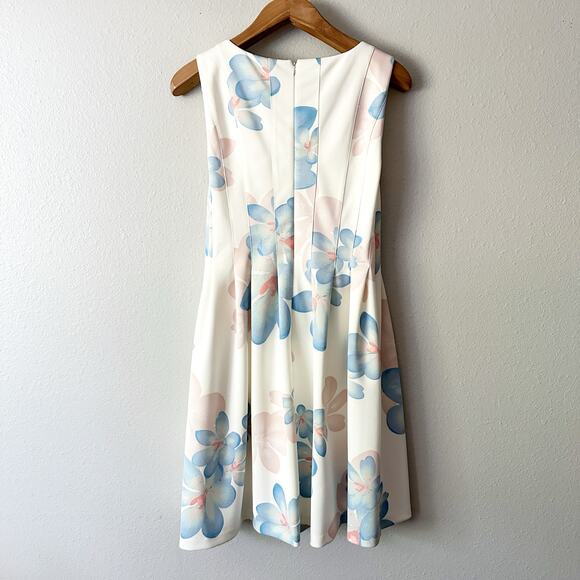 Calvin Klein Scuba Sleeveless Fit n Flare Cream Blue Floral Dress Womens Size 12 - Picture 5 of 10